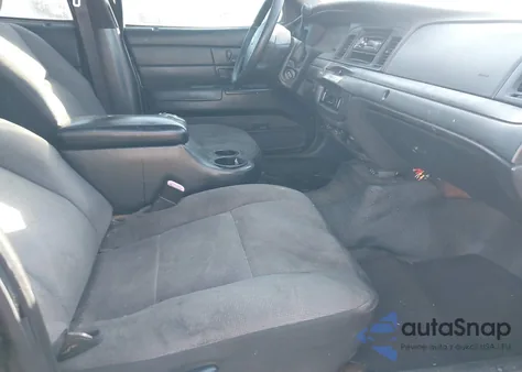 2011 Ford Crown Victoria Police Interceptor z USA, uszkodzony, nr VIN 2FABP7BV7BX162613